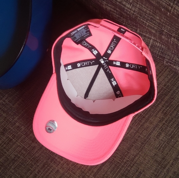 New Era Basaball Cap - Picture 5 of 8